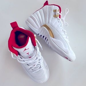 Air Jordan Retro 12, size 4.5Y